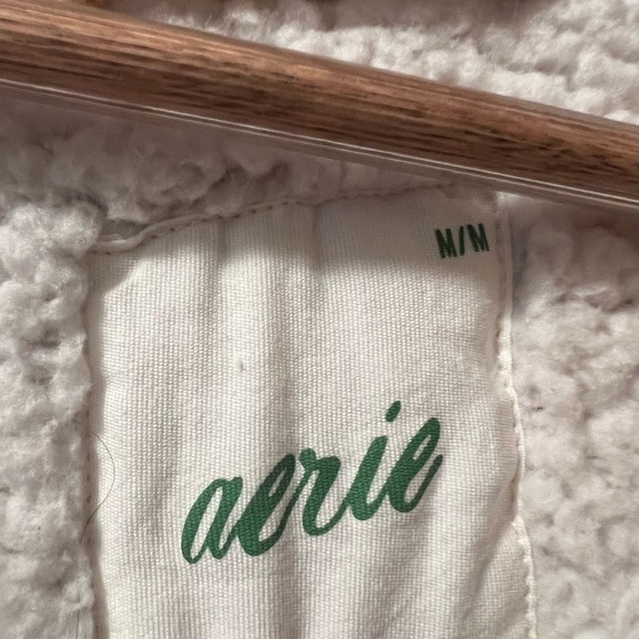 Aerie Women's Plaid Teddy Jacket in Brown and Cream - Picture 3 of 4